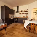 Apartament Przy Parku Z Bezplatnym Parkingiem